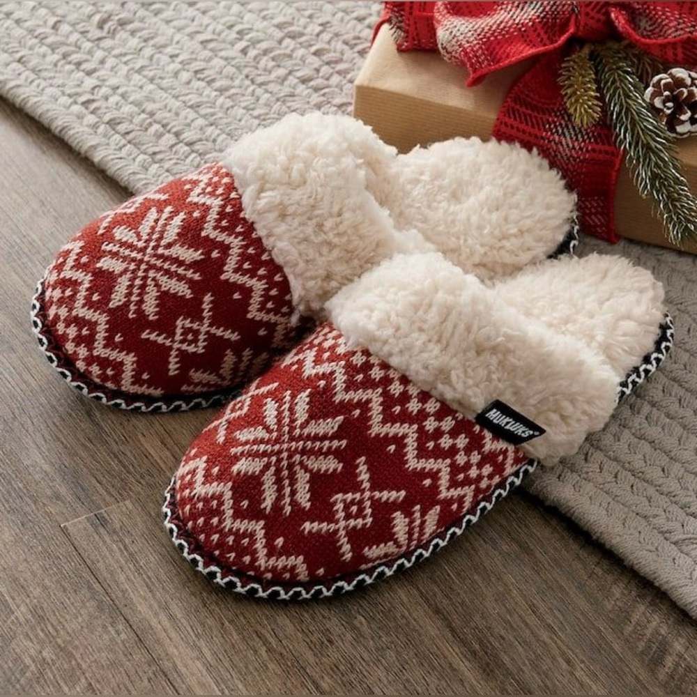 The Original Muk Luks Festive Red & Cream Knit Snow Flake Slippers